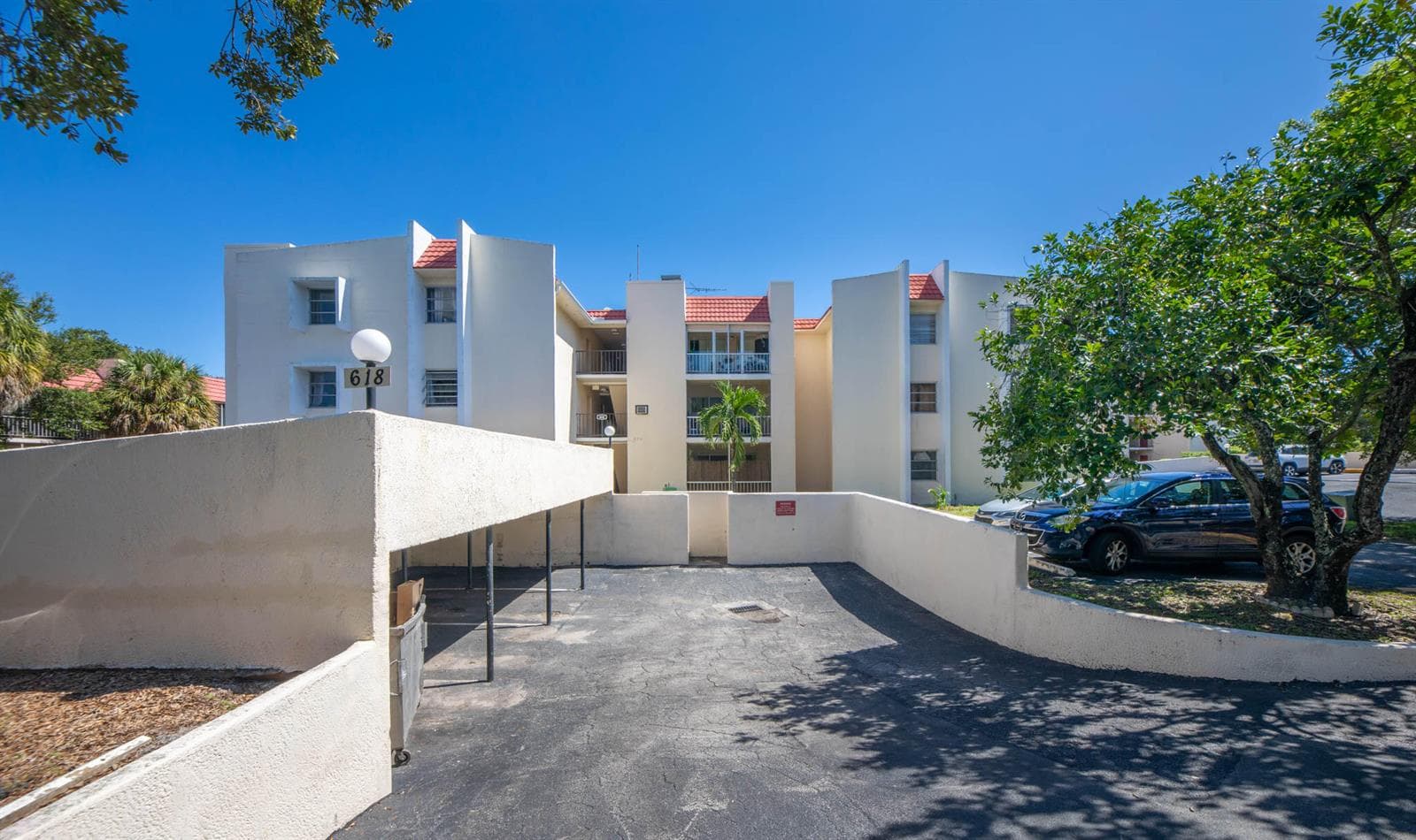 618 NW 13TH Street # 16, Boca Raton FL 33486 - Boca Raton, FL - Photo 1