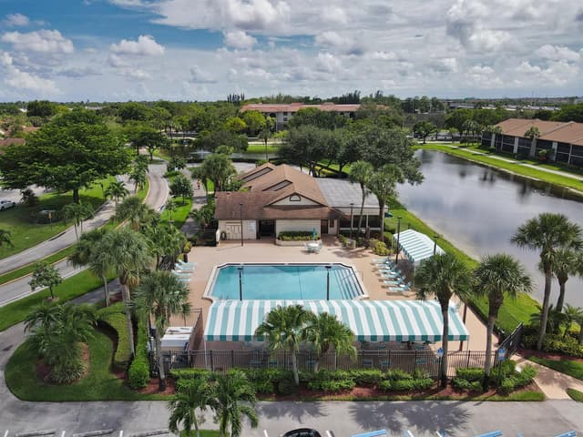 7843 WILLOW SPRING Drive # 615, Lake Worth FL 33467 - Lake Worth, FL - Photo 5