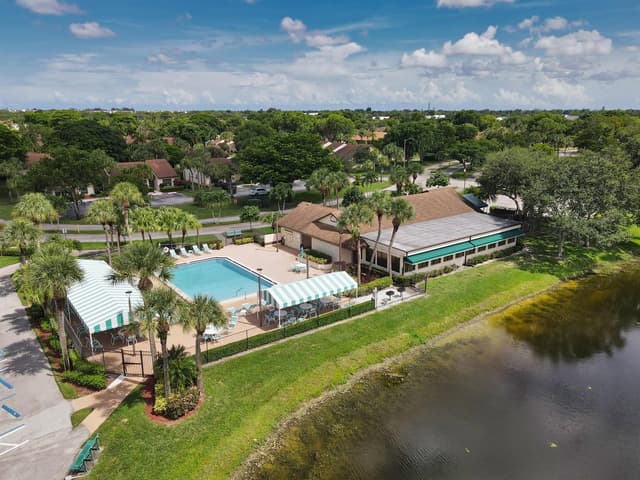 7843 WILLOW SPRING Drive # 615, Lake Worth FL 33467 - Lake Worth, FL - Photo 4