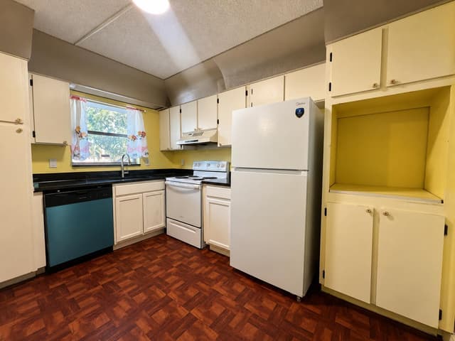 613 S STATE ROAD 7 # 2F, Margate FL 33068 - Margate, FL - Photo 3