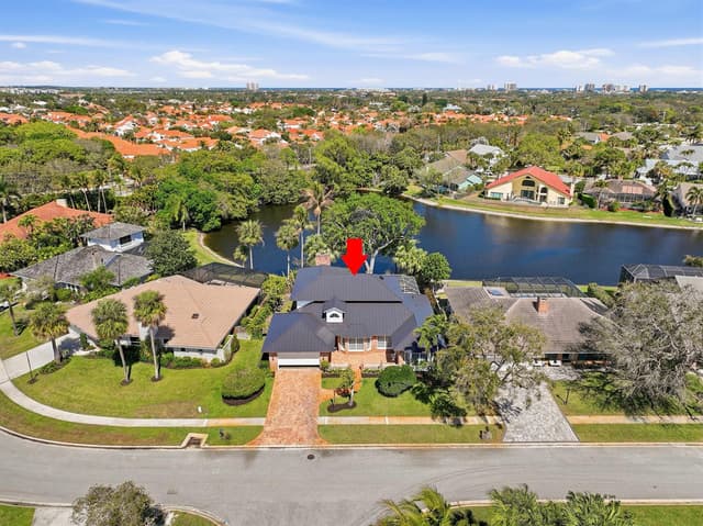 12886 LA ROCHELLE Circle, Palm Beach Gardens FL 33410 - Palm Beach Gardens, FL - Photo 3