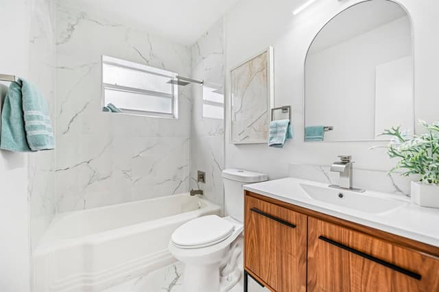 285 NE 165TH Street, Miami FL 33162 - Miami, FL - Photo 4