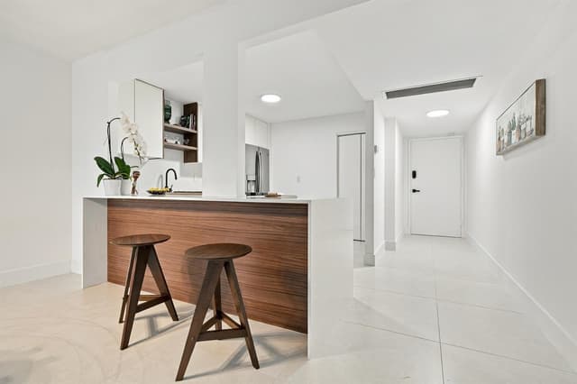 3140 S Ocean Drive # 610, Hallandale Beach FL 33009 - Hallandale Beach, FL - Photo 2