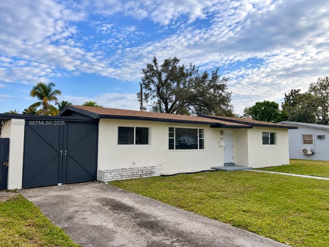 770 NW 179th St, Miami Gardens FL 33169 - Miami Gardens, FL - Photo 2