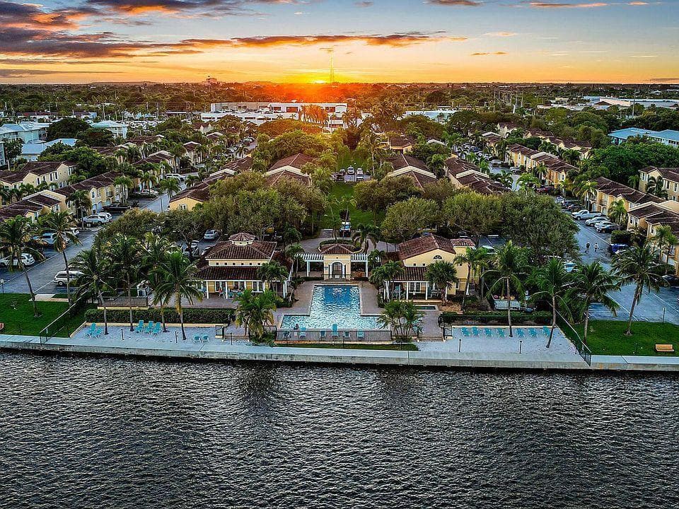 1010 LAKE SHORE Drive # 202, Lake Park FL 33403 - Lake Park, FL - Photo 1