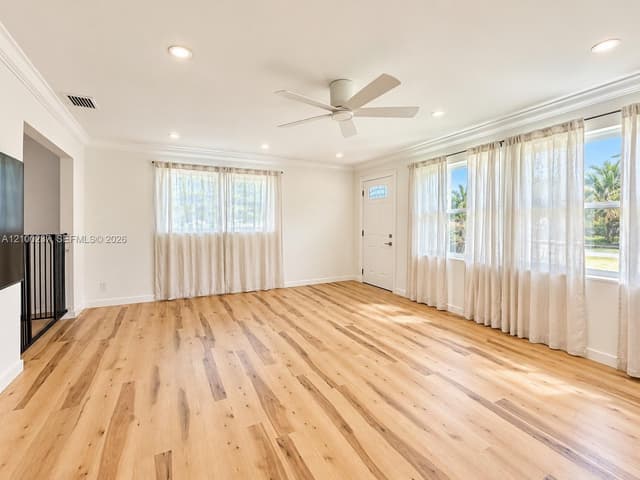 304 SW 6th Ave, Boynton Beach FL 33435 - Boynton Beach, FL - Photo 4