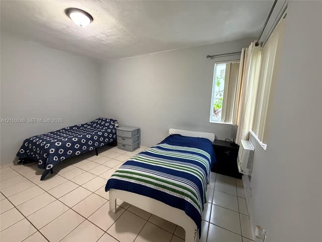 821 Jefferson Ave # 5, Miami Beach FL 33139 - Miami Beach, FL - Photo 2