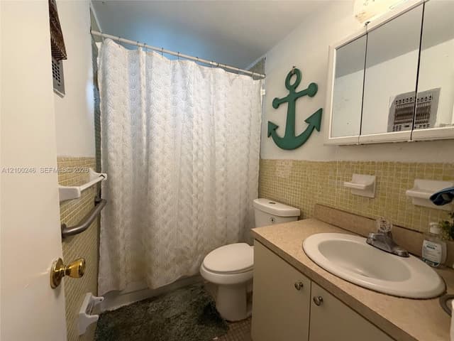 821 Jefferson Ave # 5, Miami Beach FL 33139 - Miami Beach, FL - Photo 3