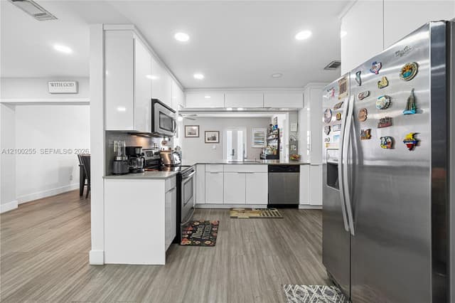 6451 Scott St, Hollywood FL 33024 - Hollywood, FL - Photo 4