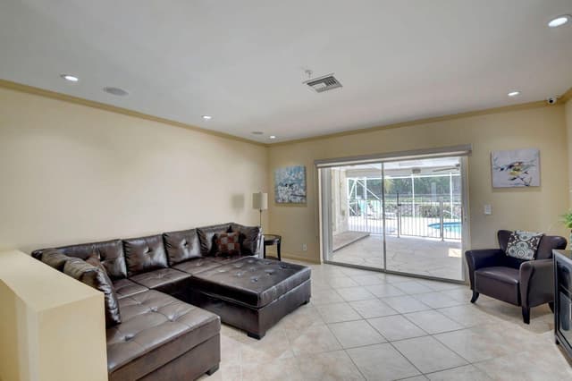 1086 SW 28th Avenue, Boynton Beach FL 33426 - Boynton Beach, FL - Photo 3