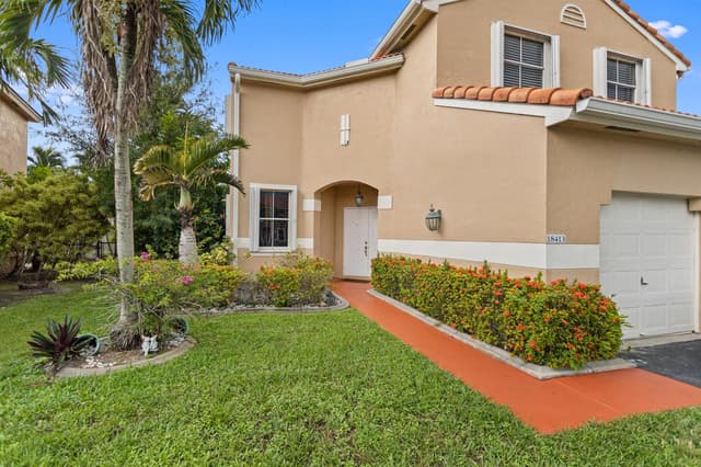 18413 NW 20th Street, Pembroke Pines FL 33029 - Pembroke Pines, FL - Photo 3