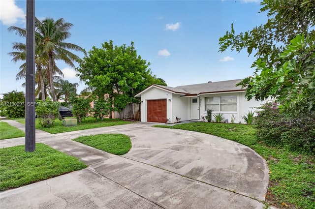 425 NW 18th Ct, Pompano Beach FL 33060 - Pompano Beach, FL - Photo 3