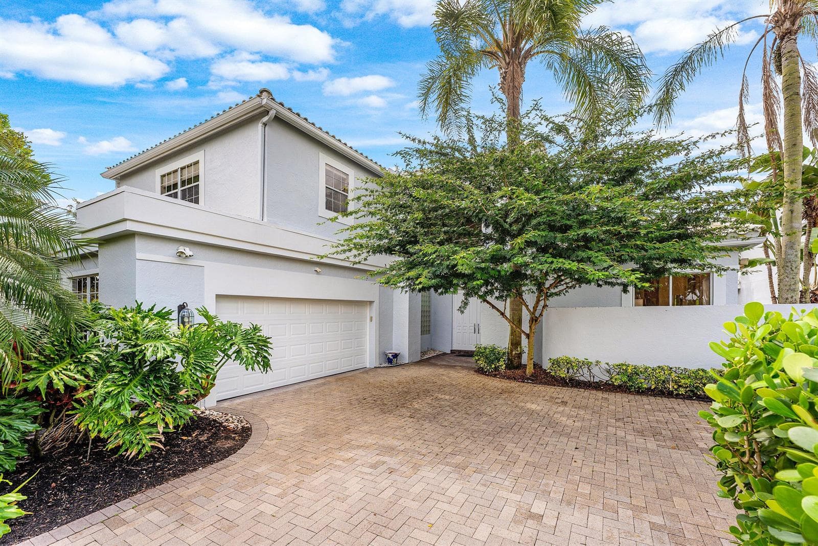 5863 WATERFORD, Boca Raton FL 33496 - Boca Raton, FL - Photo 1