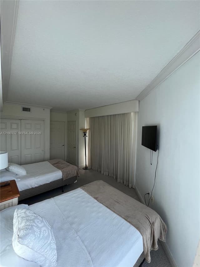 3370 Hidden Bay Dr # 612, Aventura FL 33180 - Aventura, FL - Photo 3