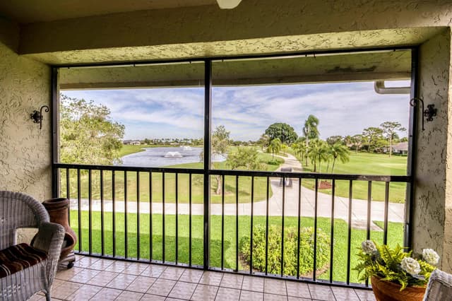13403 Touchstone Place # 202, Palm Beach Gardens FL 33418 - Palm Beach Gardens, FL - Photo 2
