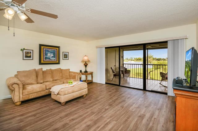 13403 Touchstone Place # 202, Palm Beach Gardens FL 33418 - Palm Beach Gardens, FL - Photo 5