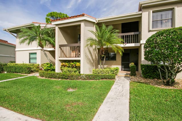 13403 Touchstone Place # 202, Palm Beach Gardens FL 33418 - Palm Beach Gardens, FL - Photo 4