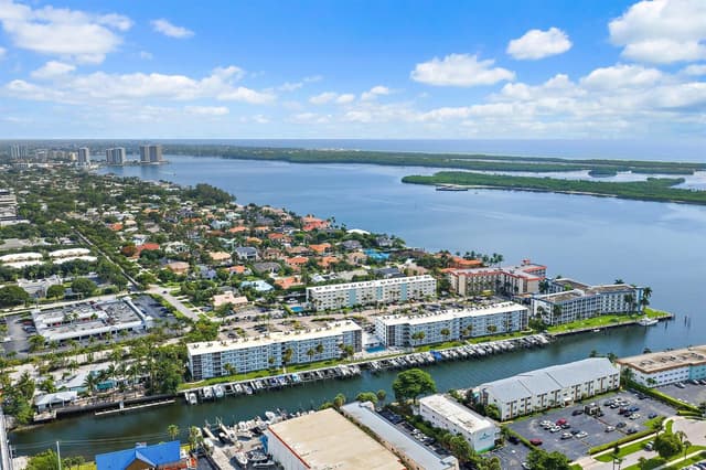 100 PARADISE HARBOUR Boulevard # 202, North Palm Beach FL 33408 - North Palm Beach, FL - Photo 5