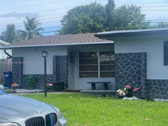 4420 NW 25th Pl, Lauderhill FL 33313 - Lauderhill, FL - Photo 2