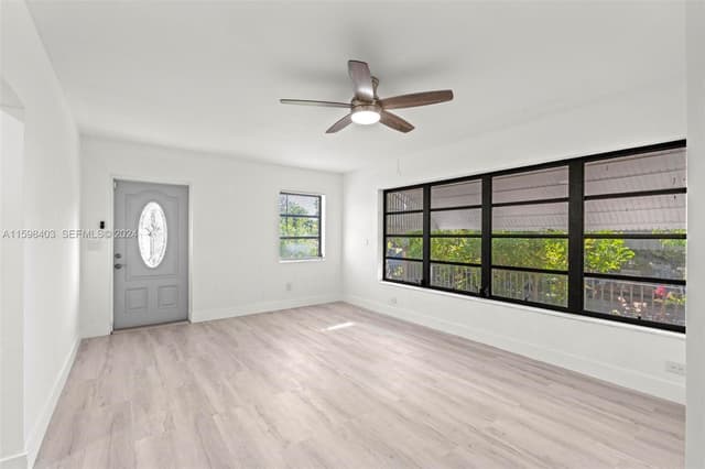 1501 N 18TH Avenue N, FL 33460 - Photo 5