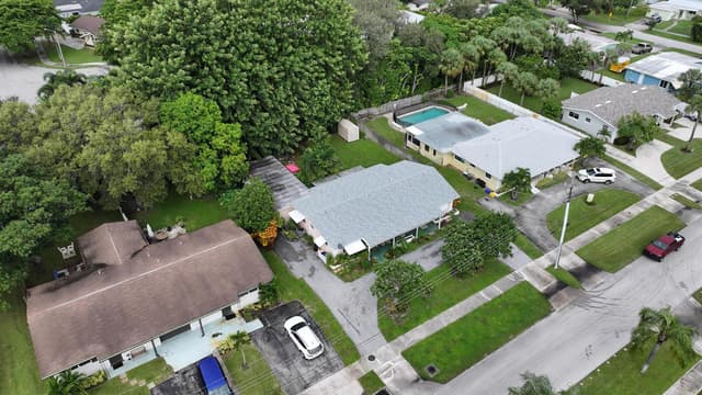 315 Northlake Drive, North Palm Beach FL 33408 - North Palm Beach, FL - Photo 6