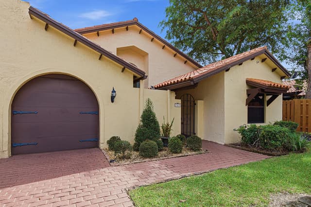 13676 Cortez Drive, Delray Beach FL 33484 - Delray Beach, FL - Photo 6