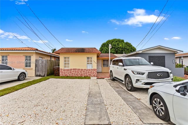 7830 W 8th Ave, Hialeah FL 33014 - Hialeah, FL - Photo 2