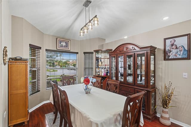 1130 NW 133rd Ter, Sunrise FL 33323 - Sunrise, FL - Photo 5