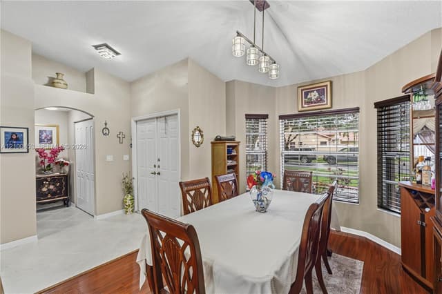 1130 NW 133rd Ter, Sunrise FL 33323 - Sunrise, FL - Photo 4