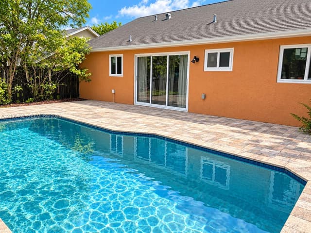 3450 NW 203rd St, Miami Gardens FL 33056 - Miami Gardens, FL - Photo 5