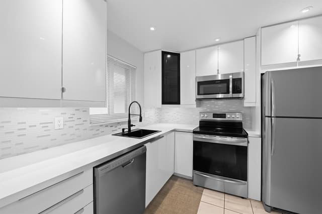 5300 WASHINGTON Street # K330, Hollywood FL 33021 - Hollywood, FL - Photo 2