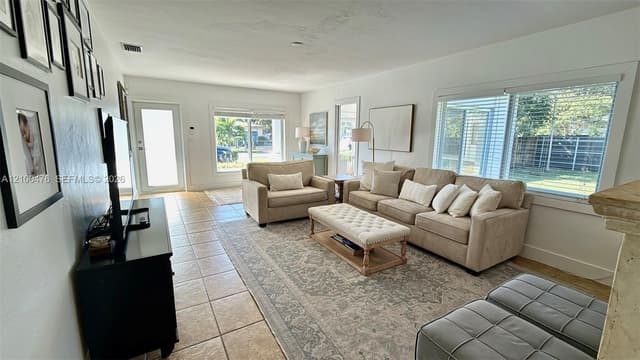 5801 SW 53rd Ter, Miami FL 33155 - Miami, FL - Photo 2