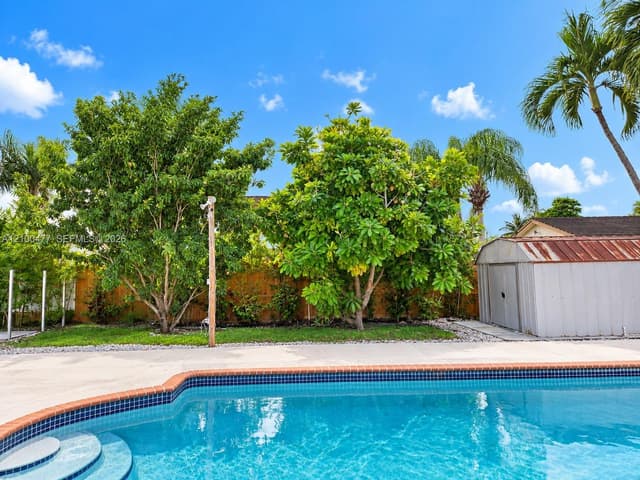20134 SW 131st Ct, Miami FL 33177 - Miami, FL - Photo 2