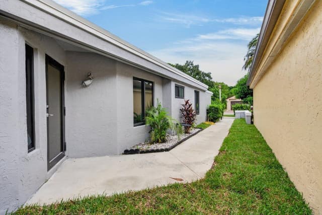 3360 NW 22ND Court, Coconut Creek FL 33066 - Coconut Creek, FL - Photo 3