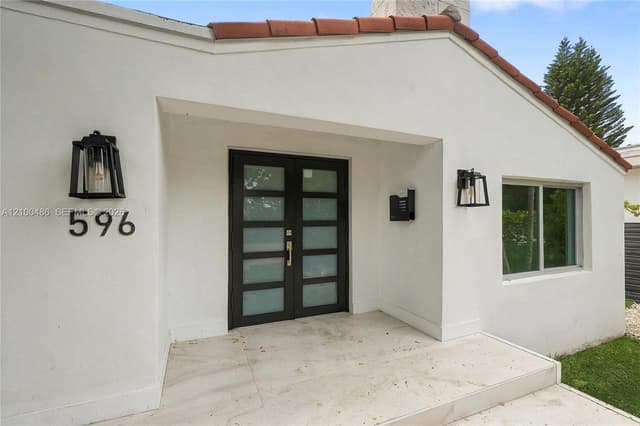 596 W 50th St, Miami Beach FL 33140 - Miami Beach, FL - Photo 7