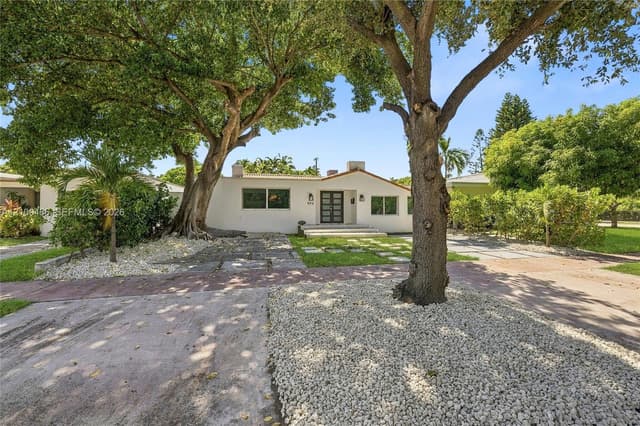 596 W 50th St, Miami Beach FL 33140 - Miami Beach, FL - Photo 4