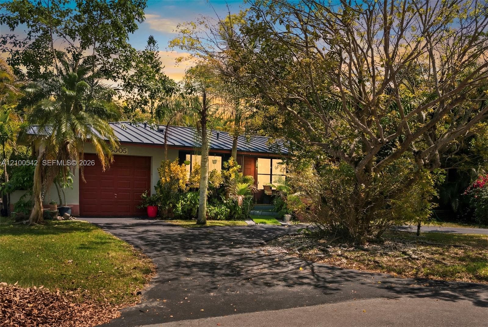 6005 SW 64th Pl, South Miami FL 33143 - South Miami, FL - Photo 1