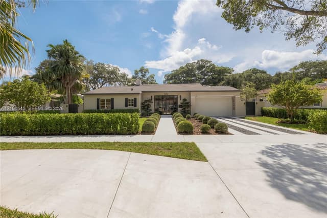 1042 NE 95th St, Miami Shores FL 33138 - Miami Shores, FL - Photo 3
