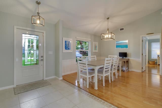 19823 Hibiscus Drive, Jupiter FL 33469 - Jupiter, FL - Photo 5