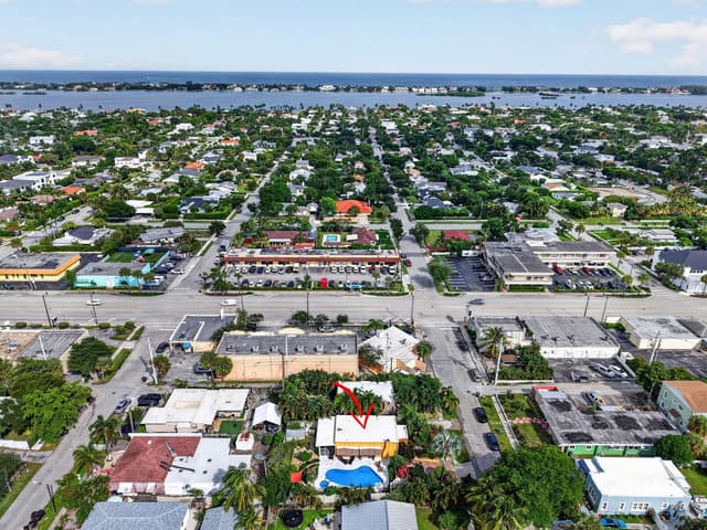 415 Colonial Road, West Palm Beach FL 33405 - West Palm Beach, FL - Photo 7