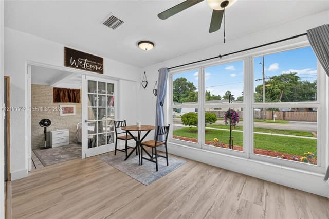 4210 SW 32nd Ct, West Park FL 33023 - West Park, FL - Photo 4