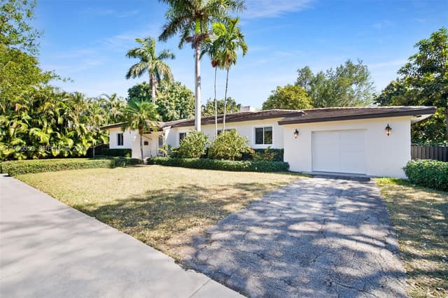 330 Viscaya Ave, Coral Gables FL 33134 - Coral Gables, FL - Photo 2