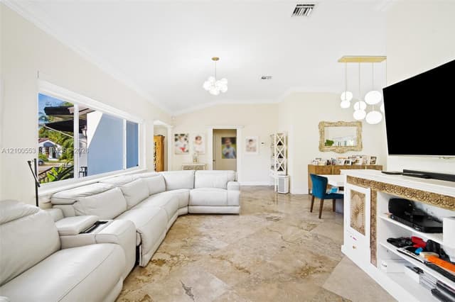 330 Viscaya Ave, Coral Gables FL 33134 - Coral Gables, FL - Photo 7