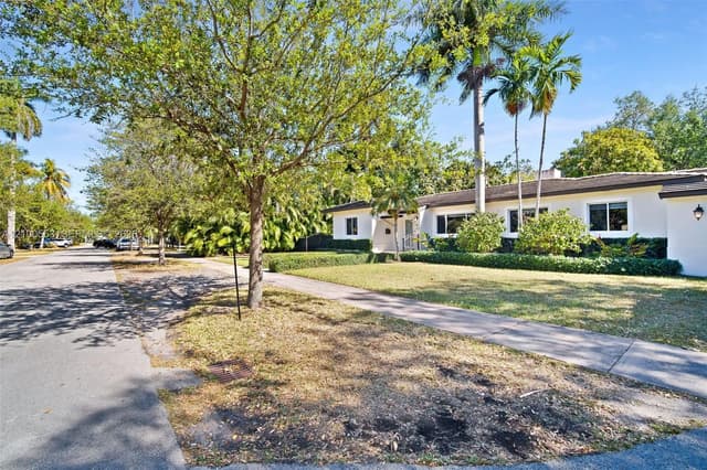 330 Viscaya Ave, Coral Gables FL 33134 - Coral Gables, FL - Photo 4
