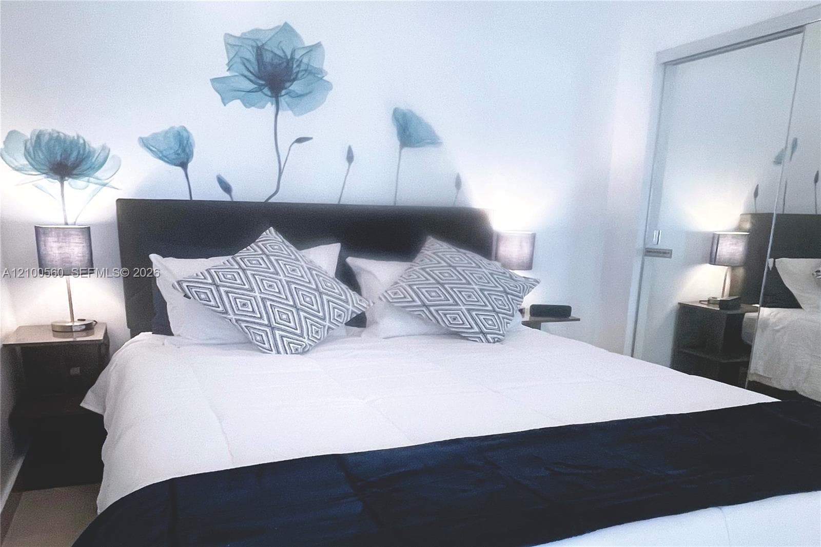918 Ocean Dr # 201, Miami Beach FL 33139 - Miami Beach, FL - Photo 1