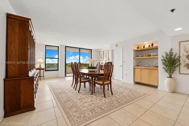 441 Valencia Ave # 801, Coral Gables FL 33134 - Coral Gables, FL - Photo 2