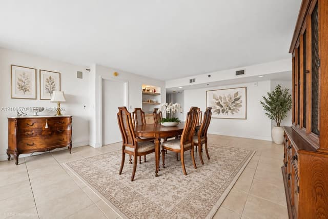 441 Valencia Ave # 801, Coral Gables FL 33134 - Coral Gables, FL - Photo 4