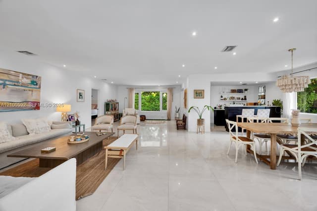 1101 Coral Way, Coral Gables FL 33134 - Coral Gables, FL - Photo 5