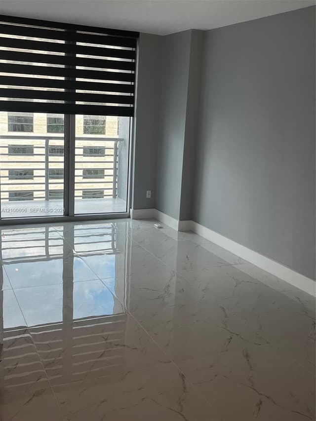335 S Biscayne Blvd # 3500, Miami FL 33131 - Miami, FL - Photo 4