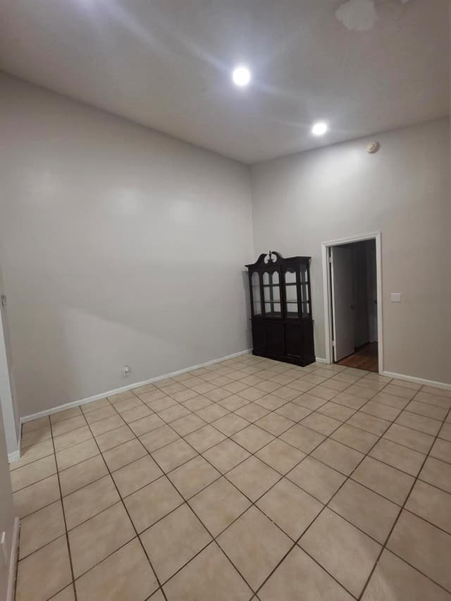 1320 SW 75TH Avenue, North Lauderdale FL 33068 - North Lauderdale, FL - Photo 3